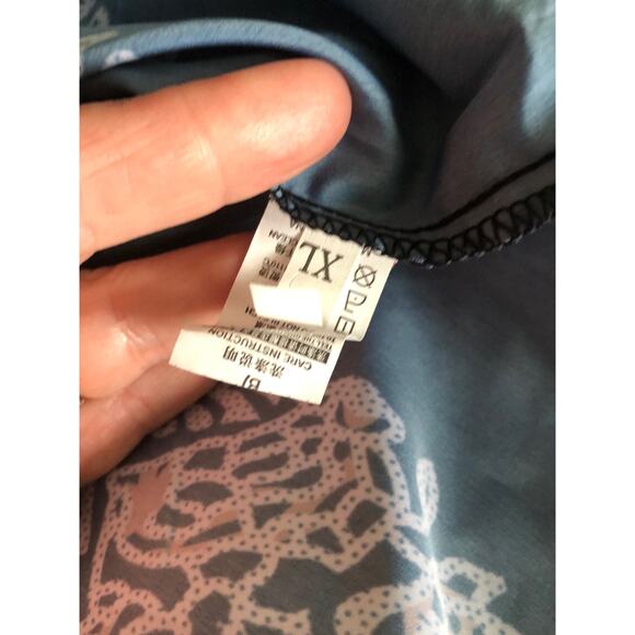 Navy Floral Ruffled off or on the shoulder maxi dress size XL - Picture 11 of 11